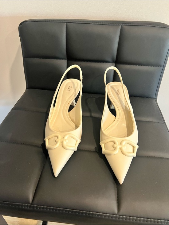 Zara Shoes - ZARA Cream Pointed Slingback Mules with Chain-Link Accent